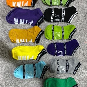 NWOT pink VS ankle socks 12 pairs